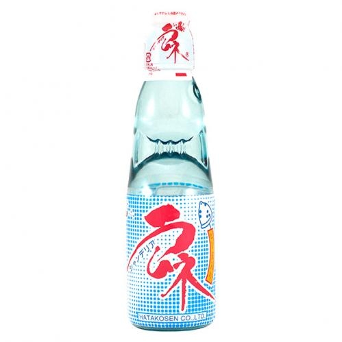 Utforsk klassisk forfriskning med Hata Ramune Original, en sprudlende brus som leverer ren og uimotståelig glede i hver eneste slurk